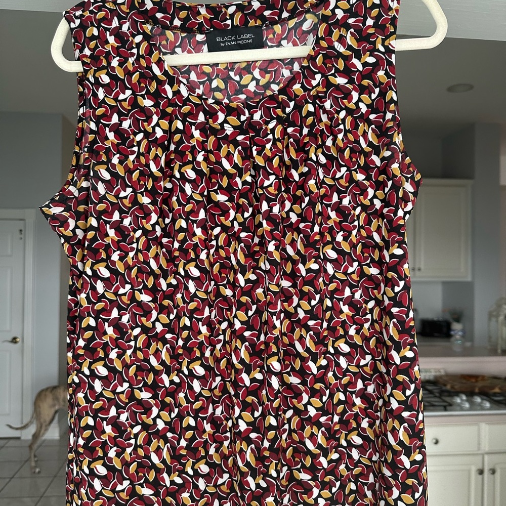 Blazer with 2 coordinating sleeveless shirts - Picture 7 of 8